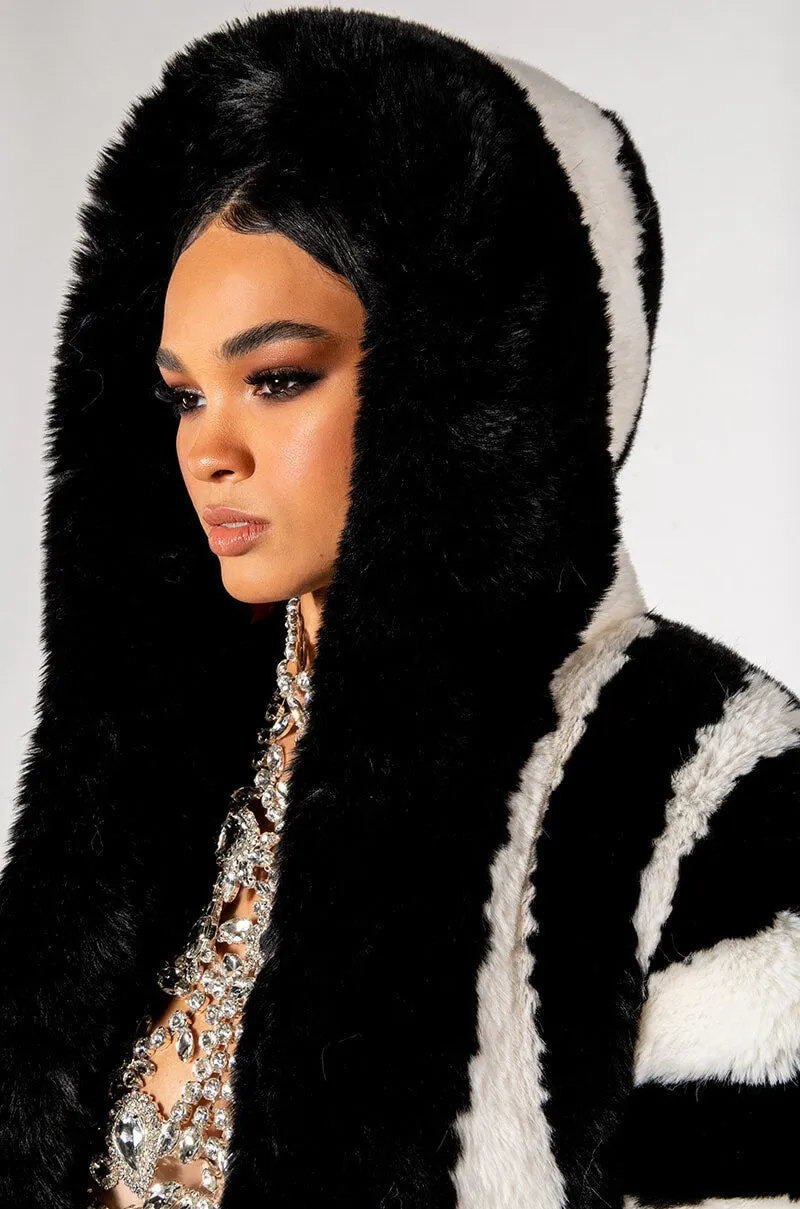 AZALEA WANG BDUBS FUR JACKET WITH HOOD