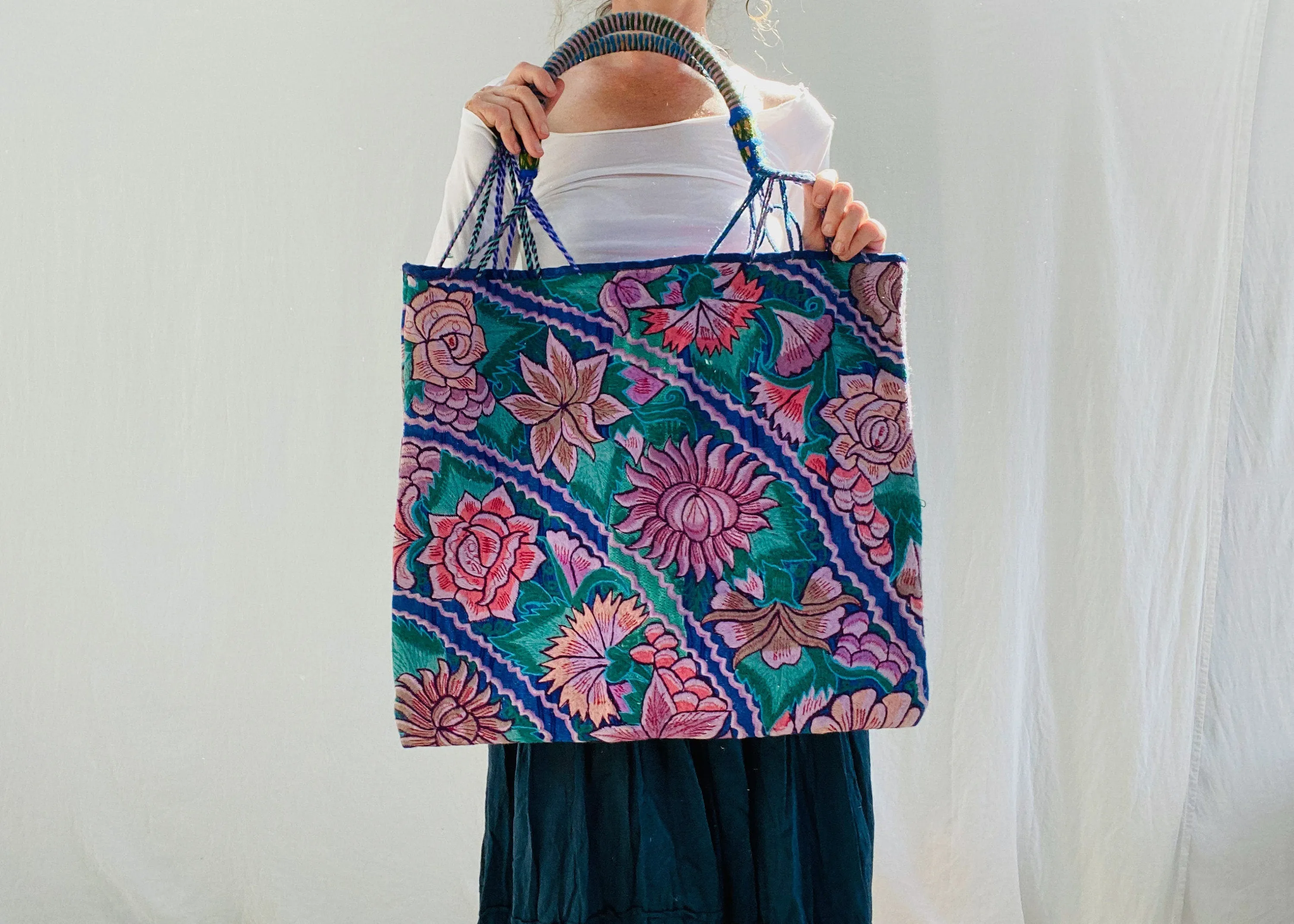 Embroidered Bag. Zincantan. Repurposed