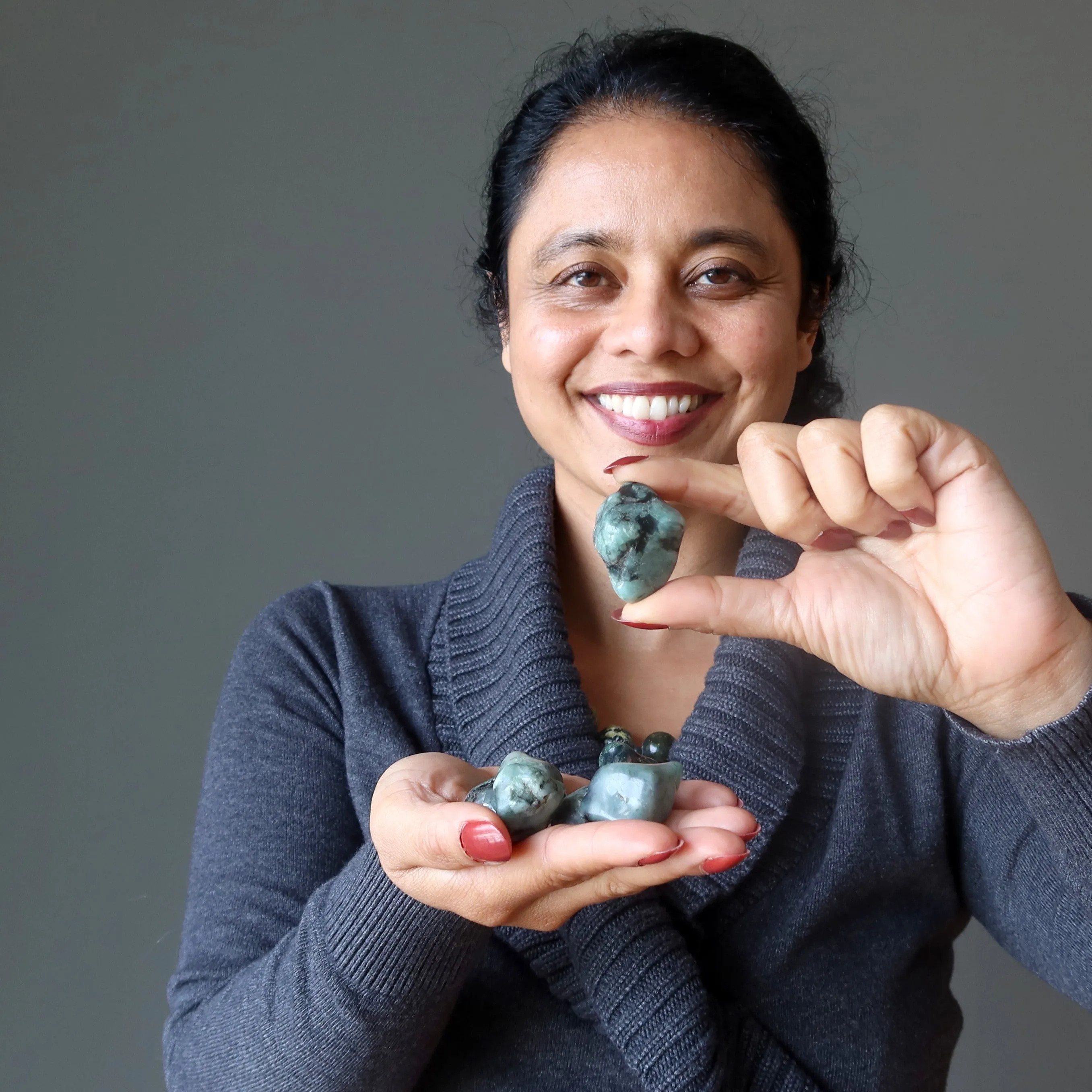 Emerald Tumbled Stone Royal Crystal