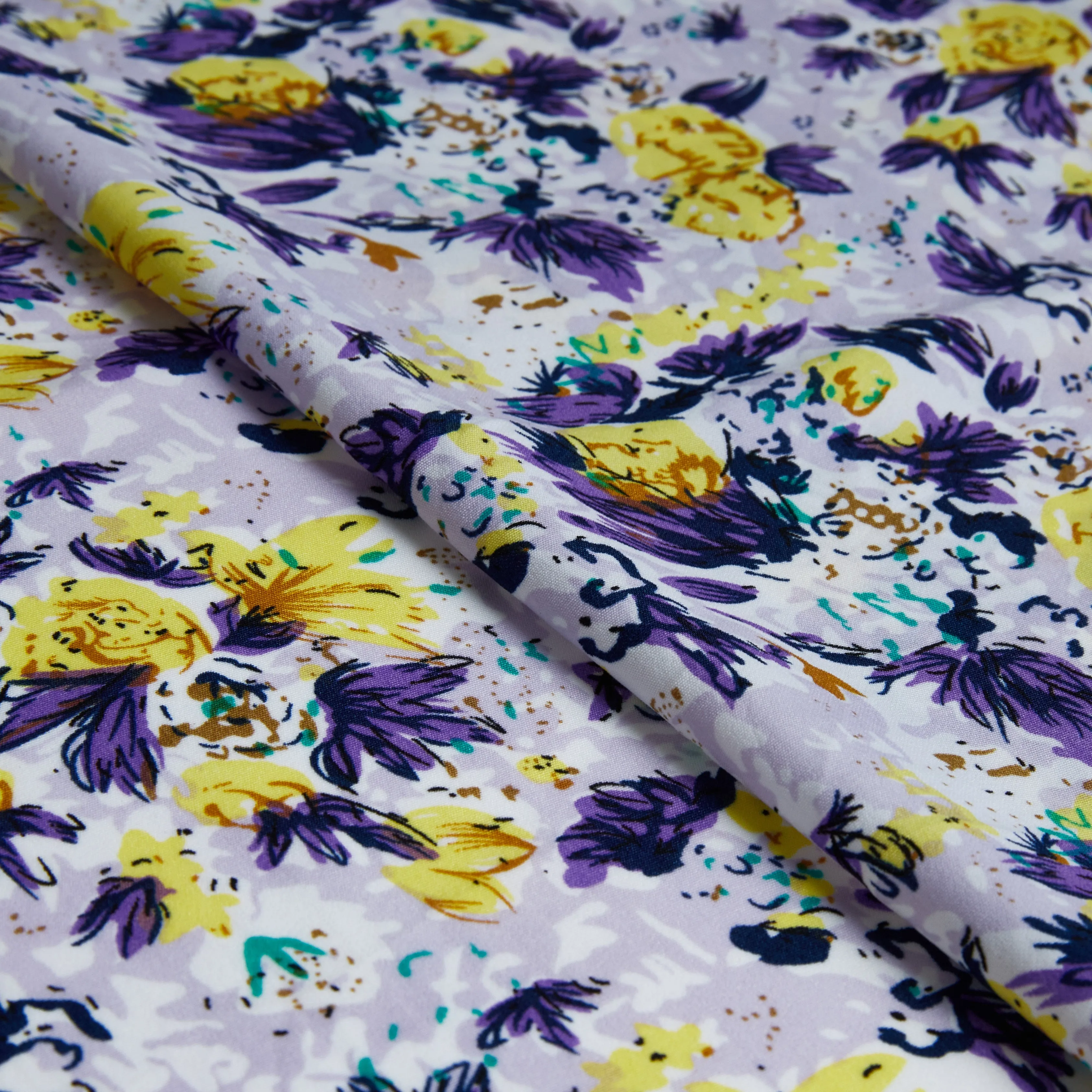 Polyester Flower Pattern-Chiffon Fabric
