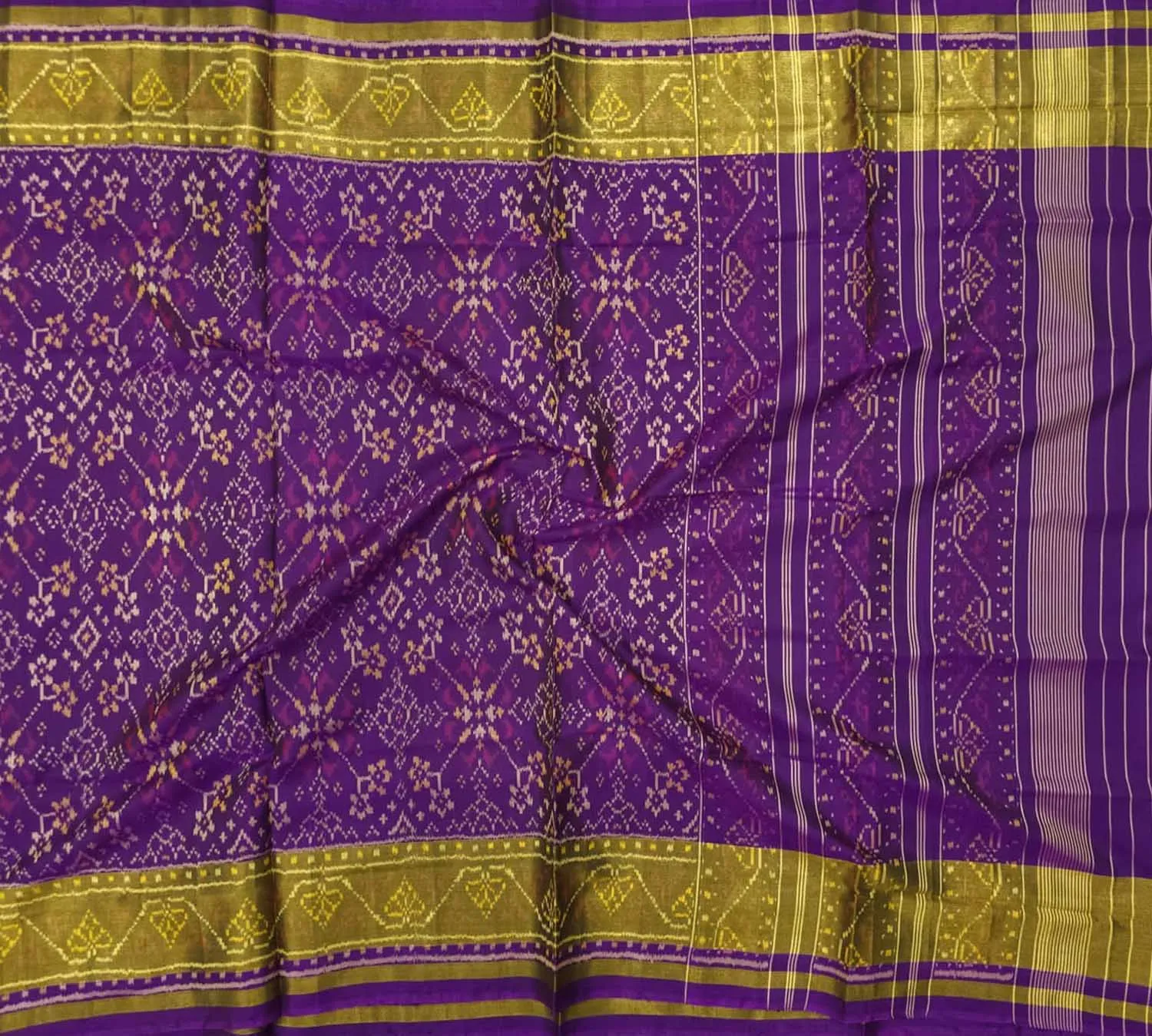 Purple Handloom Single Ikat Rajkot Patola Pure Silk Saree