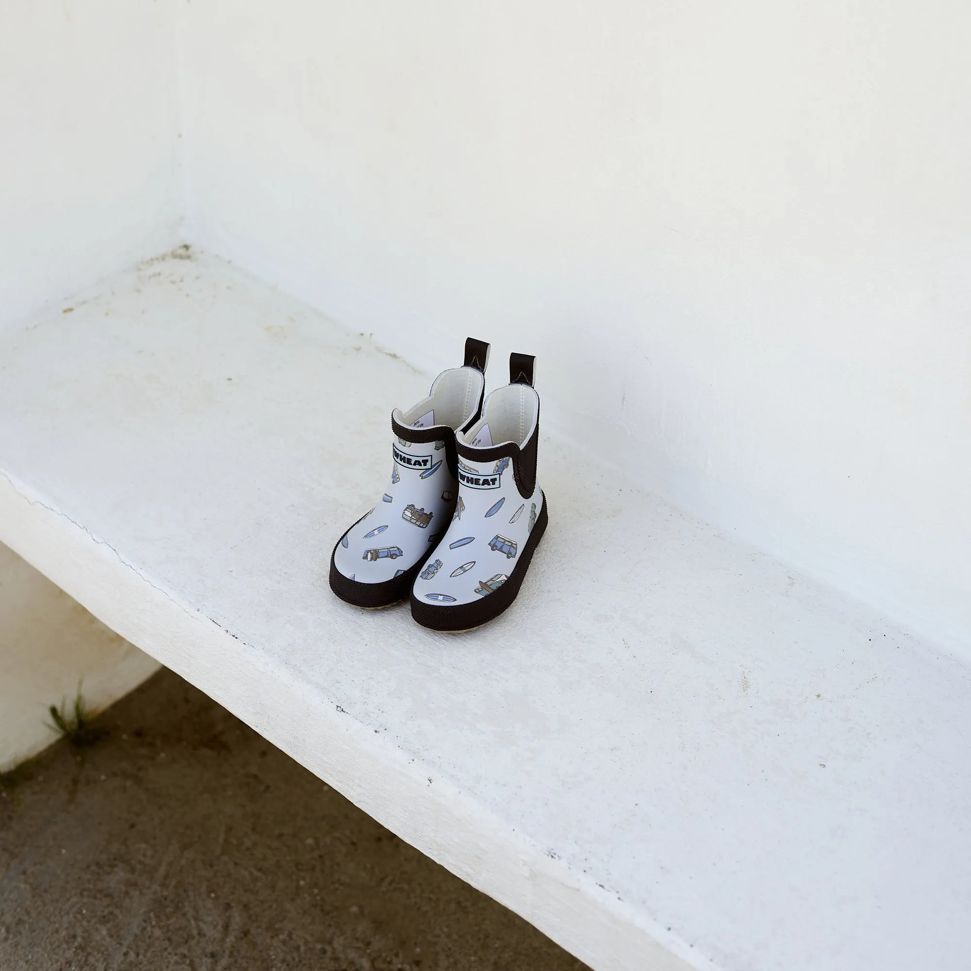 Rubber Boot Beta - surf life
