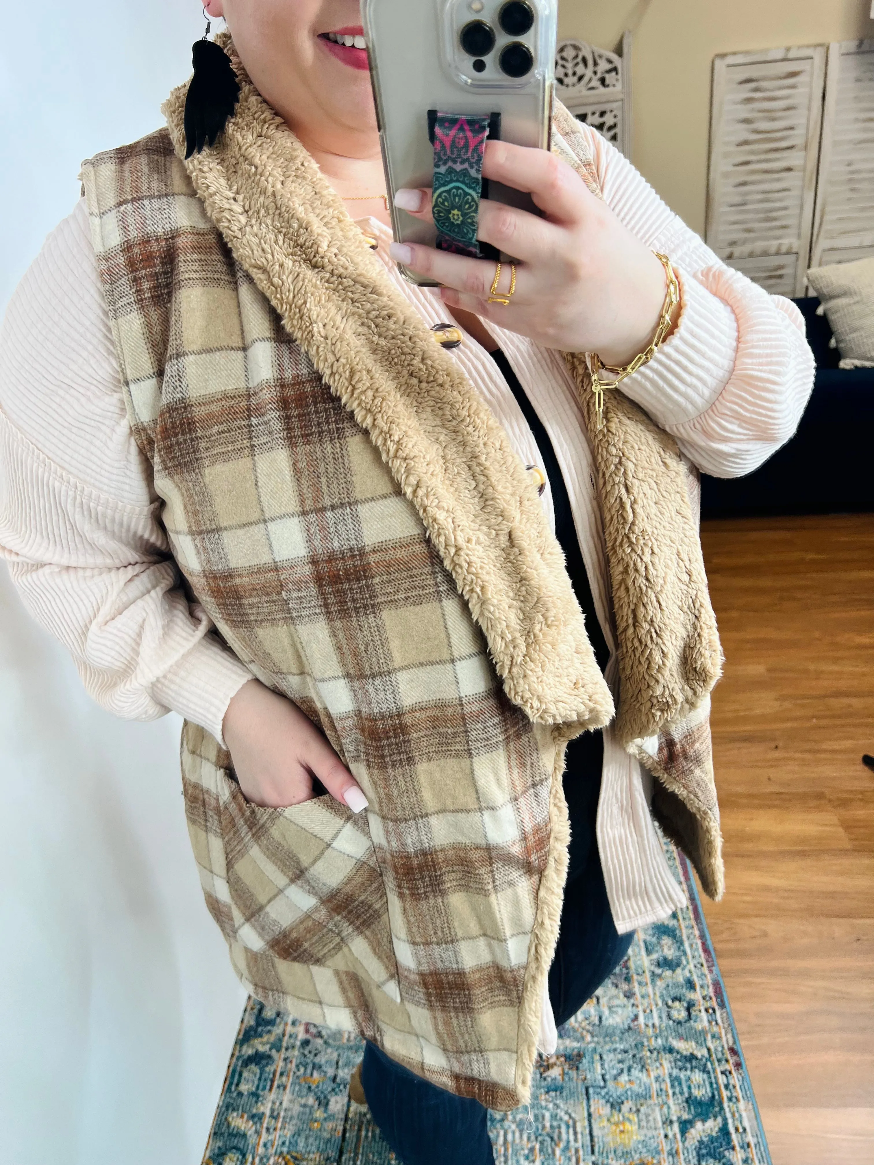 Snug And Stylish Plaid Fur Lined Wide Collar Vest